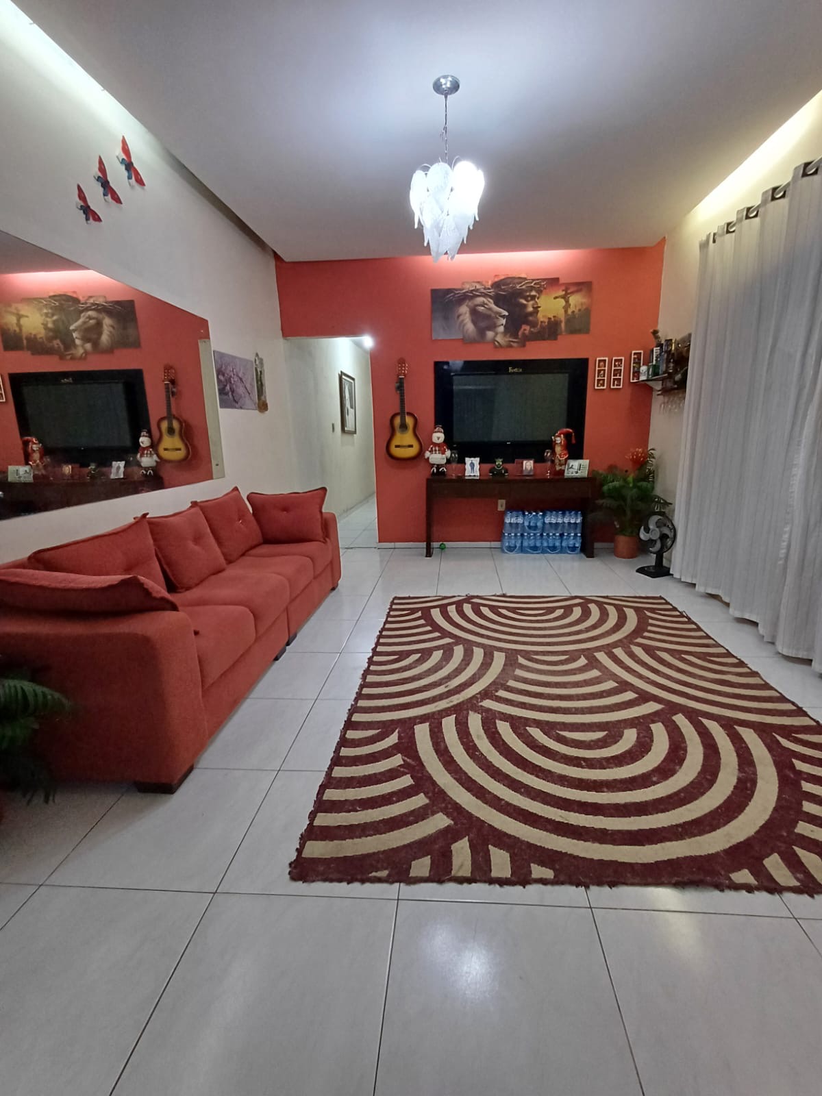 Clean and Practical Home with Balanced Comfort