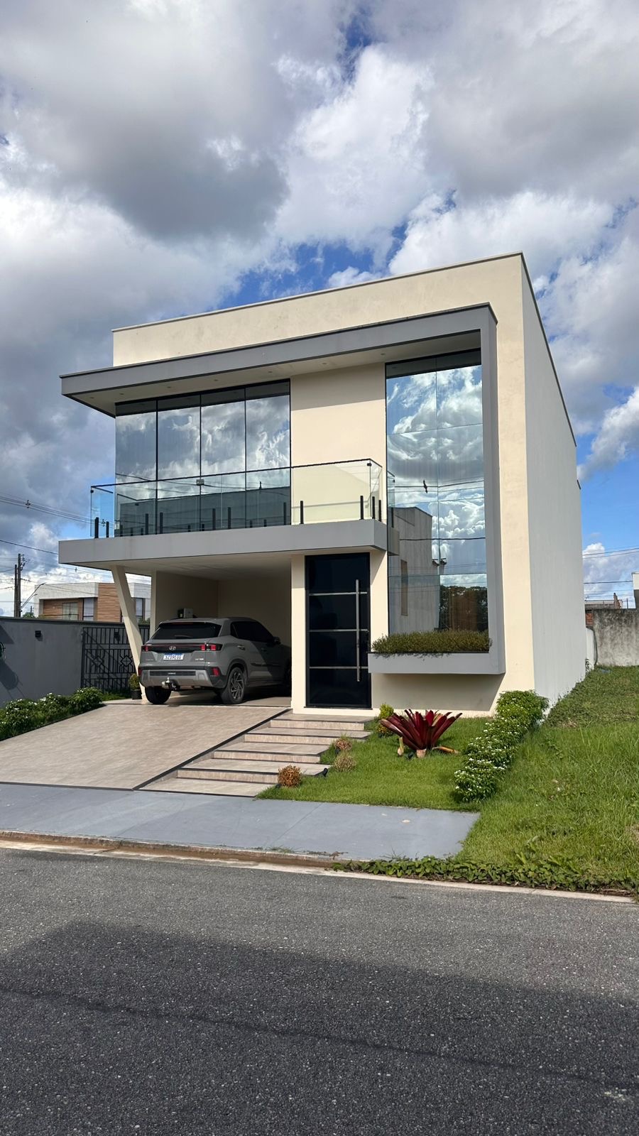 Well-Equipped Gated Condominium for Professionals