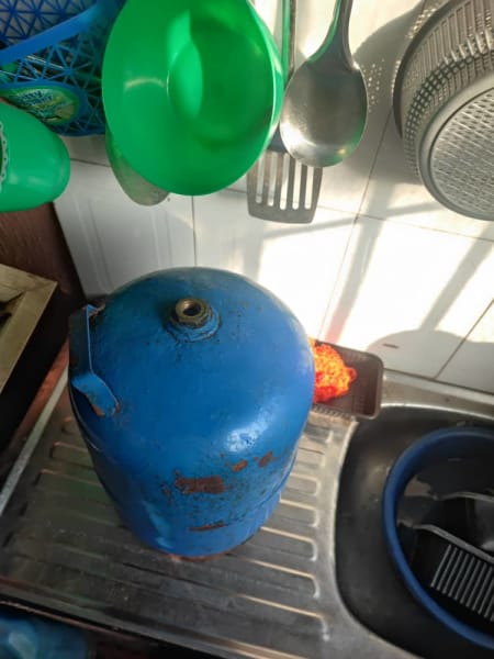 GAS CYLINDER