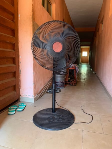 STANDING FAN