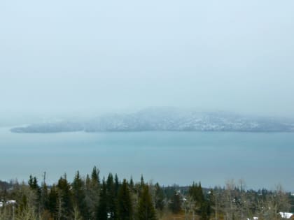 На одном судне за три дня загадочно умерли три человека