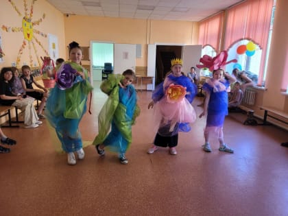 «День Золушек» прошел в школьном лагере