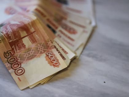 Путин поручил повысить МРОТ до 35 тысяч рублей к 2030 году