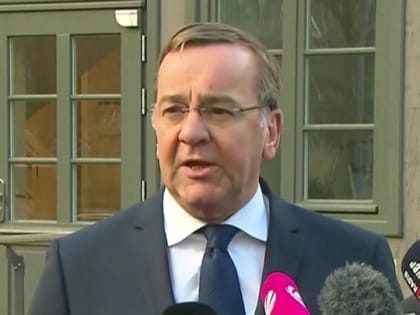 Новый глава Минобороны ФРГ обсудит поставку танков на Украину