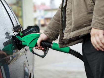 Россиян оповестили, как поведут себя цены на бензин в апреле