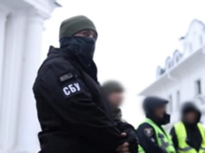 Священникам УПЦ закрыли доступ в храмы Киево-Печерской лавры