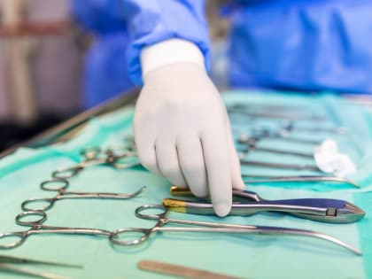 Пациентка с опухолью в области уха поступила в онкологический диспансер Подмосковья