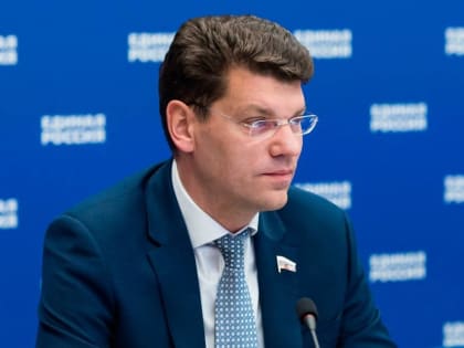 Денис Кравченко: «Консолидация» и «национальный суверенитет» стали ключевыми понятиями весенней сессии Государственной Думы 8 созыва