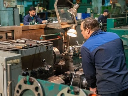 Рабочие зарплаты: кто предлагает самые высокие ставки?