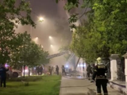 Пожар на территориии старинного московского храма потушен