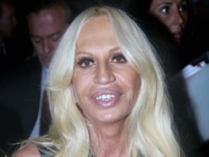 Пластический хирург объяснил, чем опасна операция по «накачиванию» губ