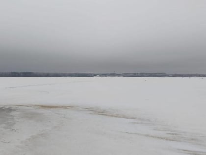 В Мытищах ежедневно проверяют толщину льда на водоемах