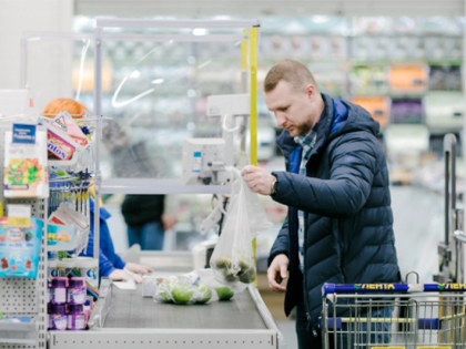 «Пауза закончилась»: экономист объяснил, как изменятся цены на товары после роста доходов в РФ