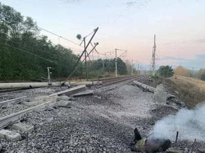 Движение поездов в Белгородской области приостановлено из-за обстрела