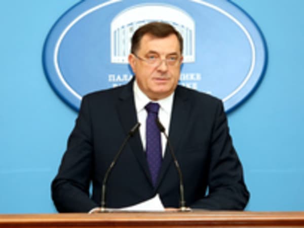 Президент Республики Сербской не собирается угождать Западу
