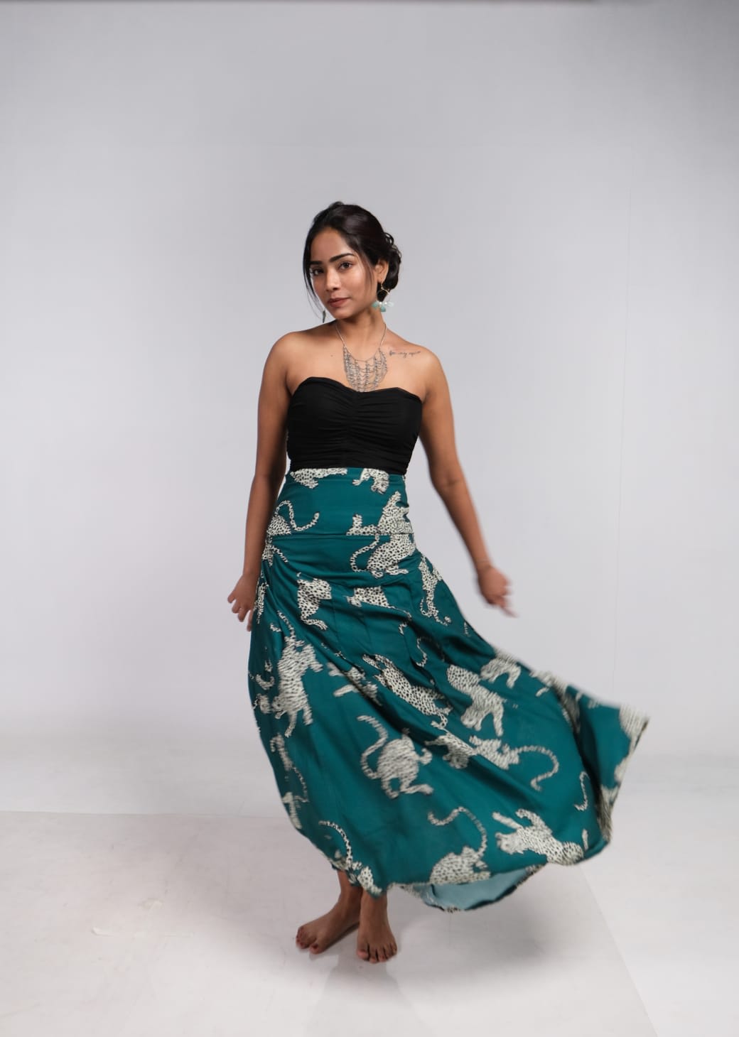 Emerald Tide Tiger-Print Pleated Skirt thumbnail 2