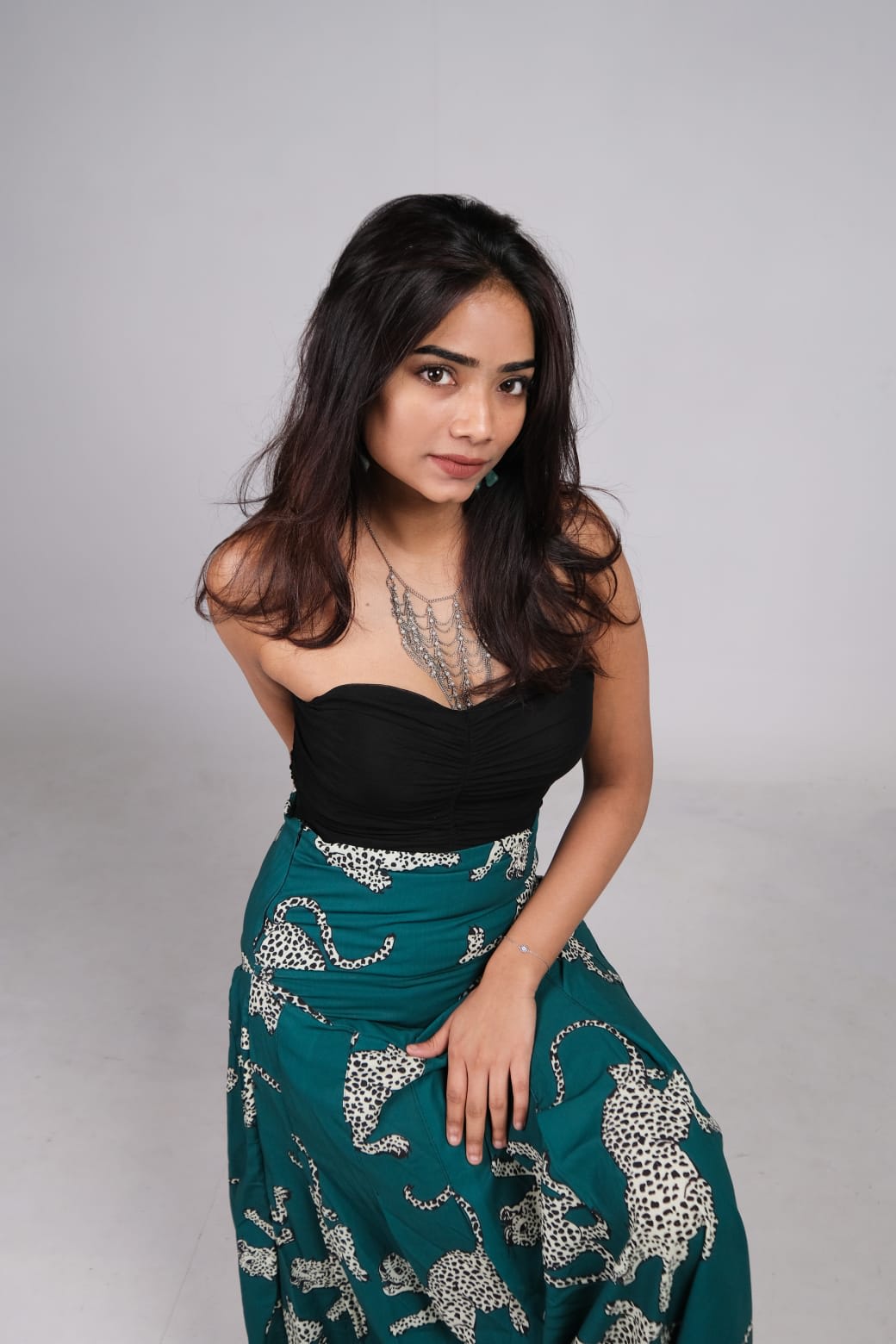 Emerald Tide Tiger-Print Pleated Skirt thumbnail 3