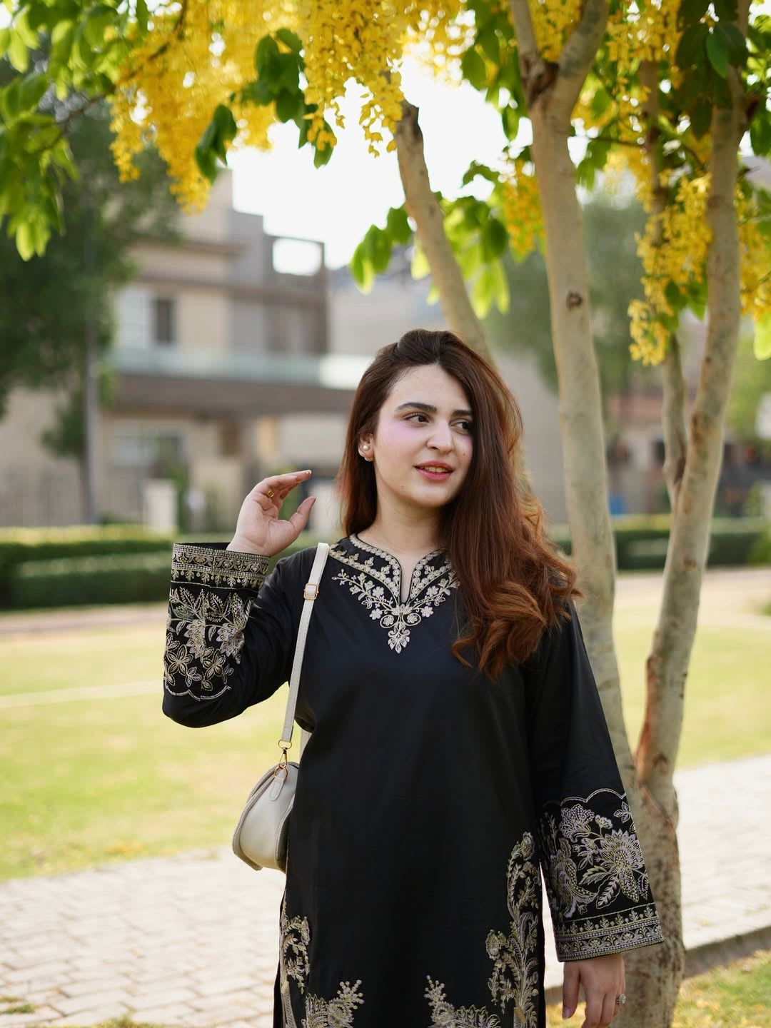 Noir Heritage Embroidered Co-ord Set thumbnail 2