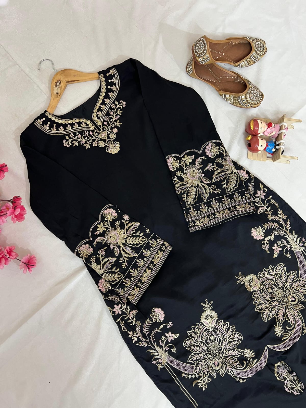 Noir Heritage Embroidered Co-ord Set thumbnail 1