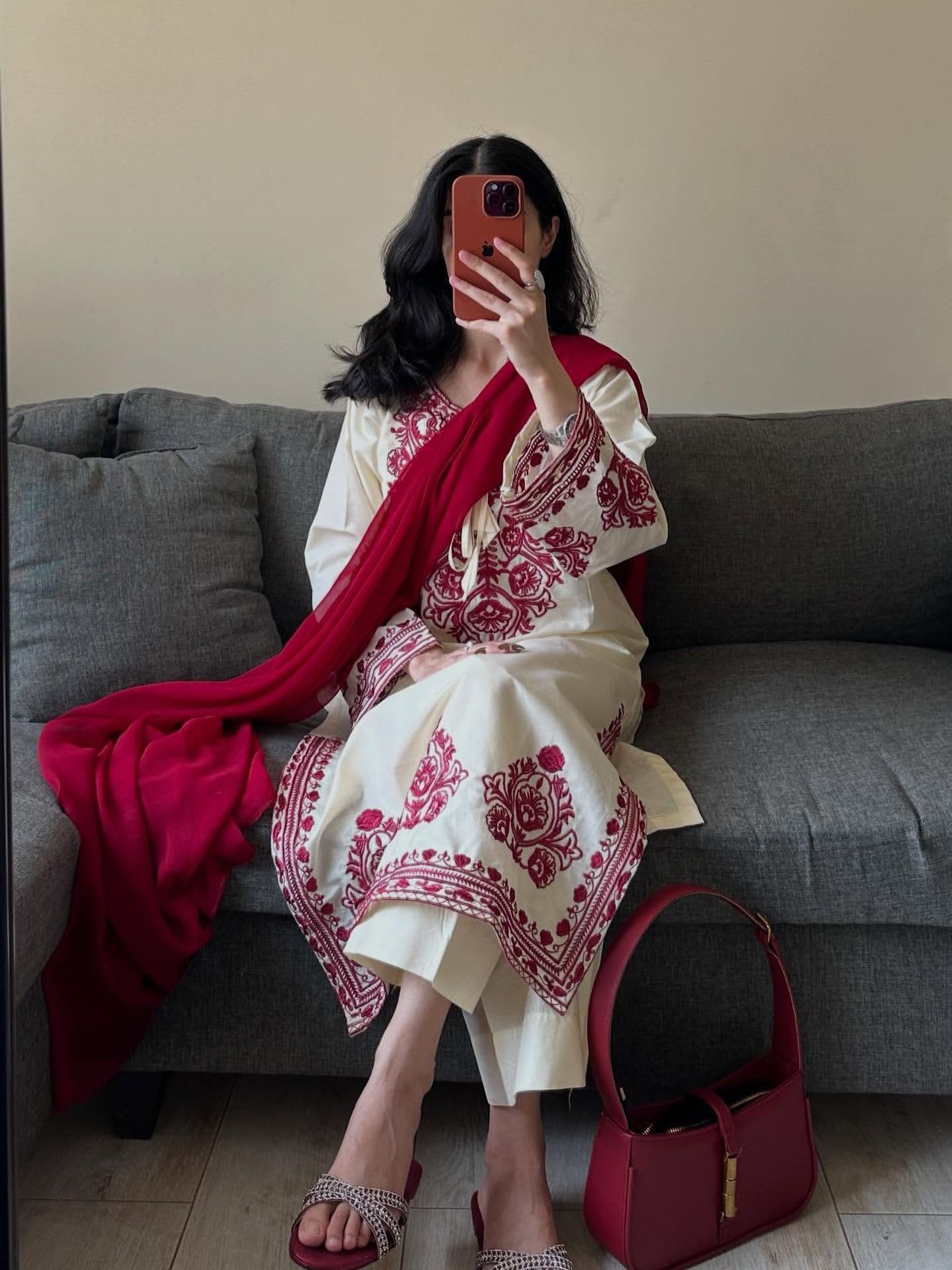 Aurelia Roman Silk Embroidered Suit Set thumbnail 2