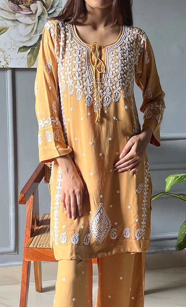 Raya Bloom Embroidered Kurta Plazzo Set thumbnail 4