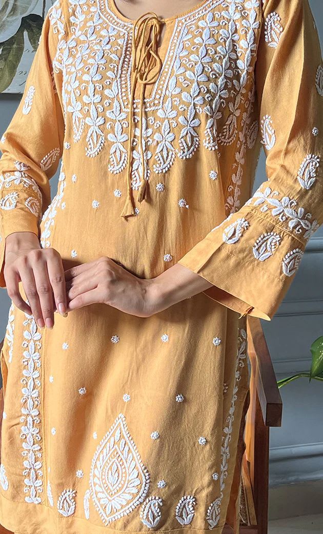 Raya Bloom Embroidered Kurta Plazzo Set thumbnail 2