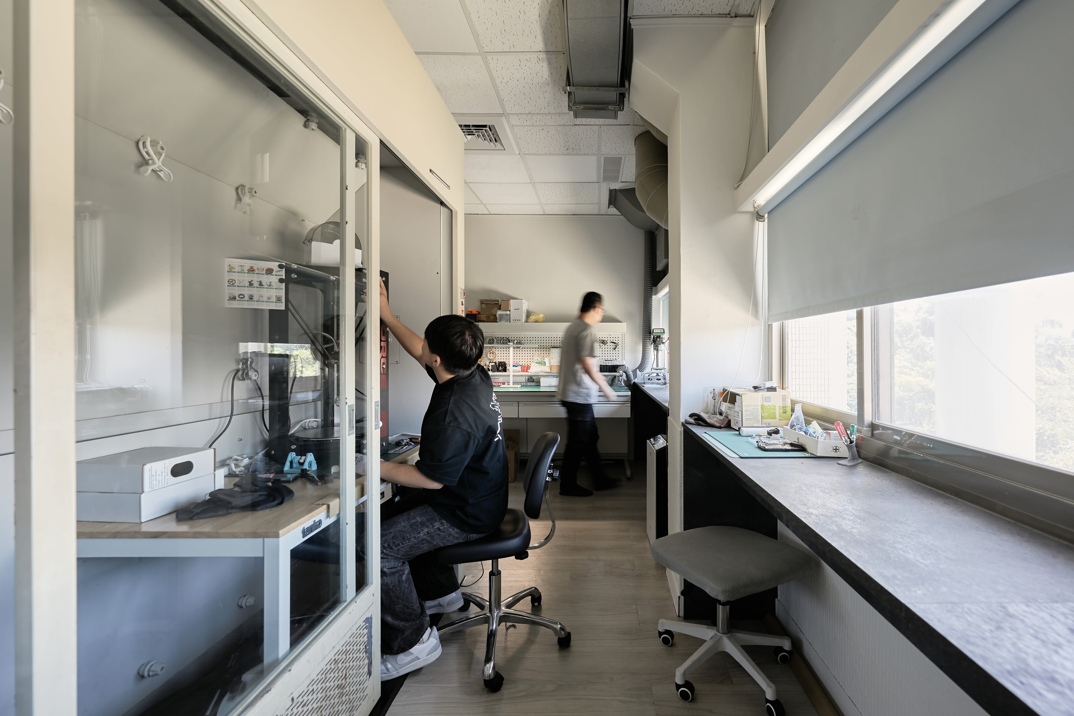 alfonso, office lab, office workstation