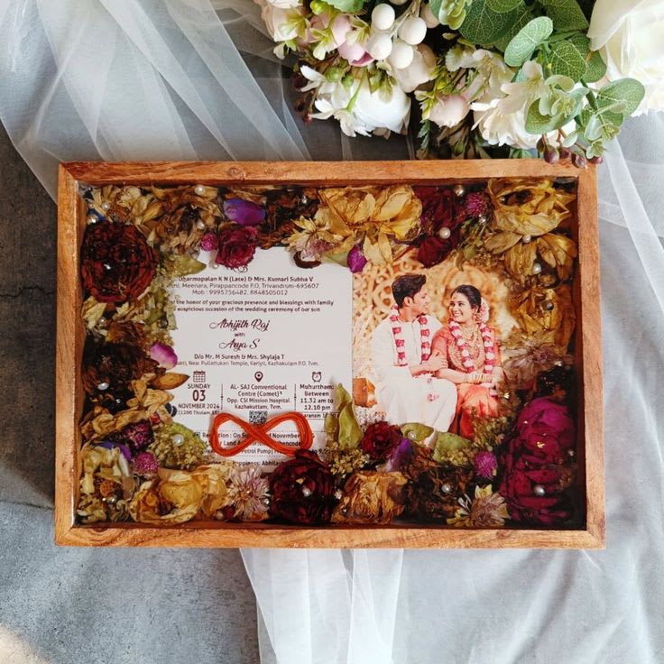 Personalized Square Wood Frame Varmala Preservation Resin Art - Deep Red & Gold — wedding by Giftistan
