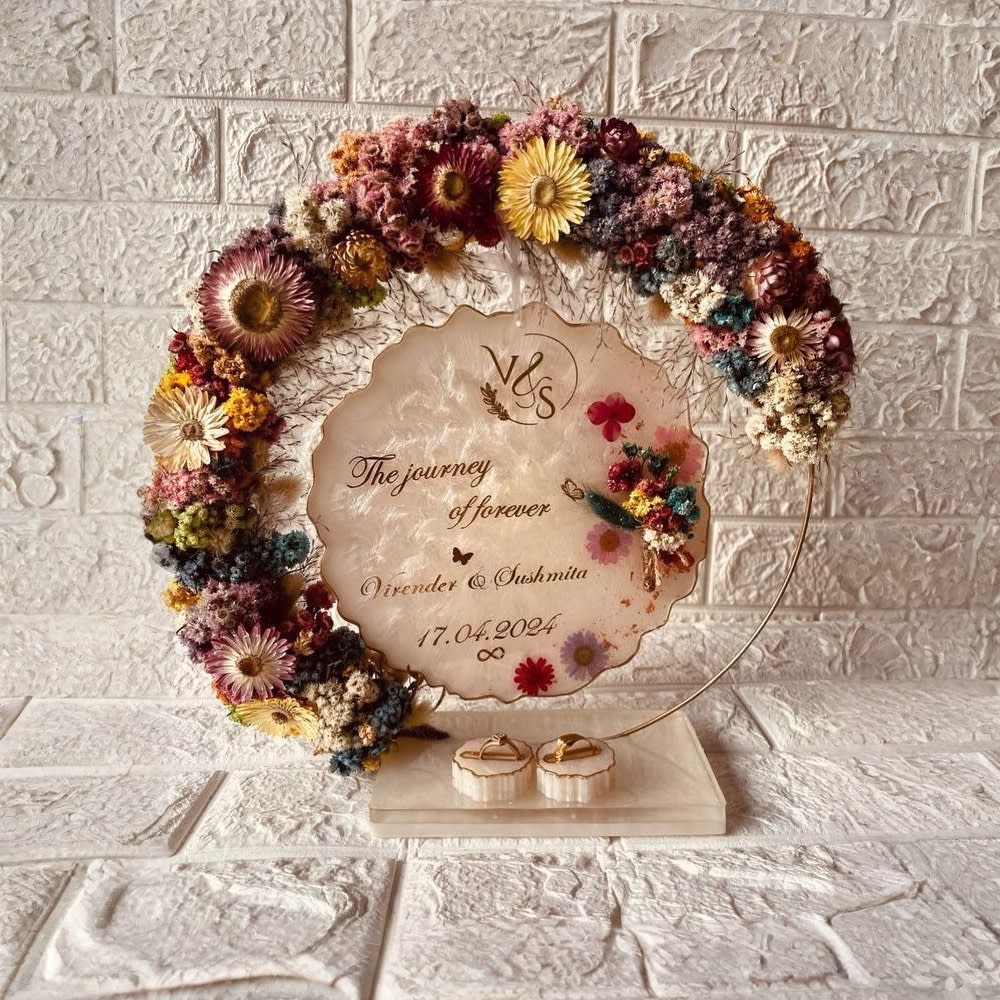 Personalized Floral Resin Engagement Ring Platter for Wedding Ceremony - Handcrafted with Dried Flowers and Gold Accents — view 5