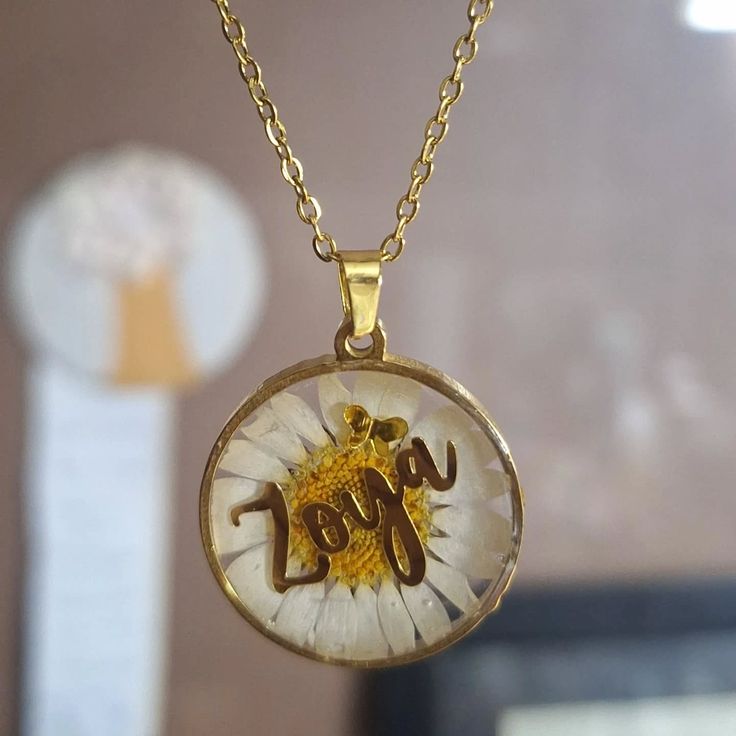 Personalized Daisy Handcrafted Resin Pendant | Custom Name Gold Necklace
