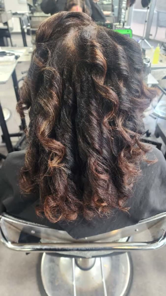 Nikole W., mobile hairstylist/mobile barber at Orlando