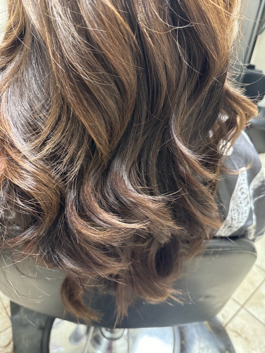 Shavondra D., mobile hairstylist/mobile barber at Houston