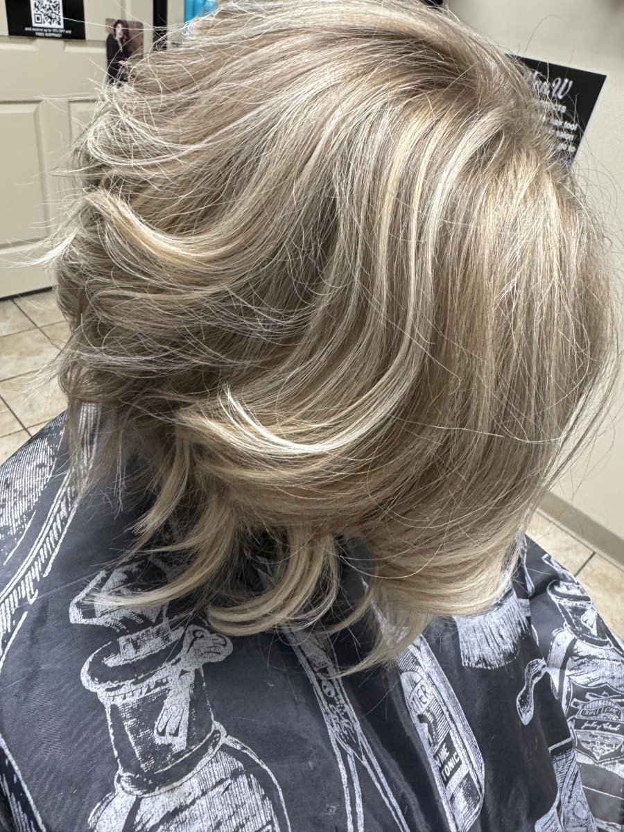 Shavondra D., mobile hairstylist/mobile barber at Houston