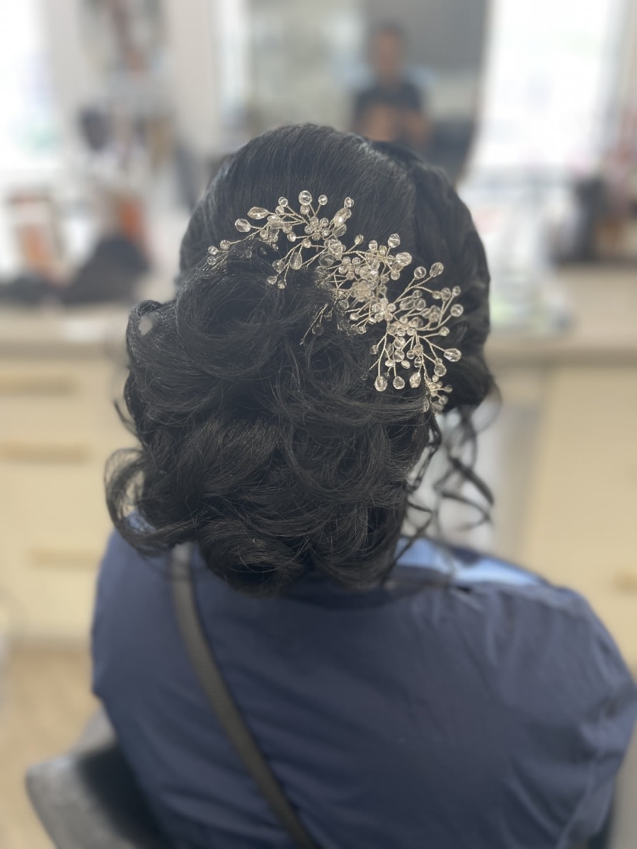 Erica R., mobile hairstylist/mobile barber at Palm Harbor