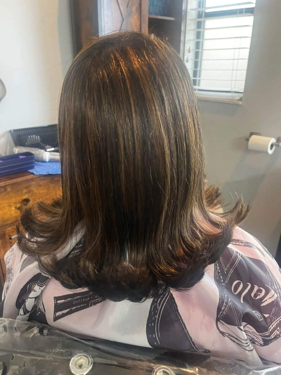 Sandra M., mobile hairstylist/mobile barber at Windermere