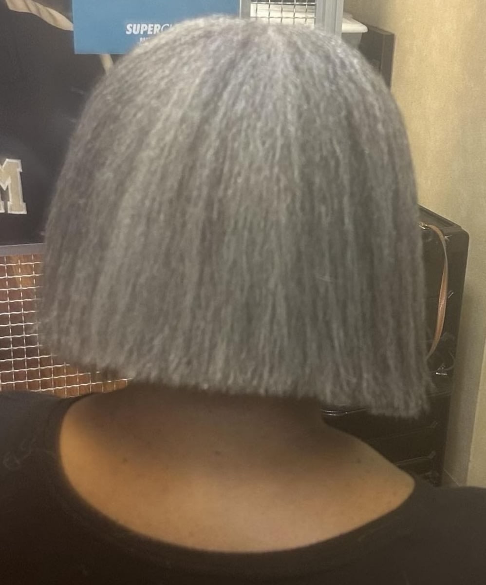 Ellonia E., mobile hairstylist/mobile barber at Plantation