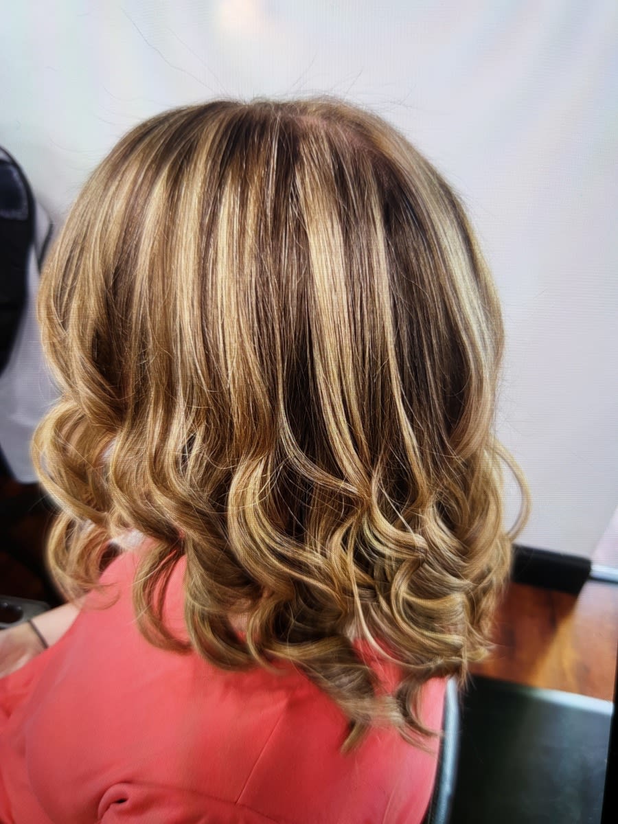 Narda M., mobile hairstylist/mobile barber at Fort Worth