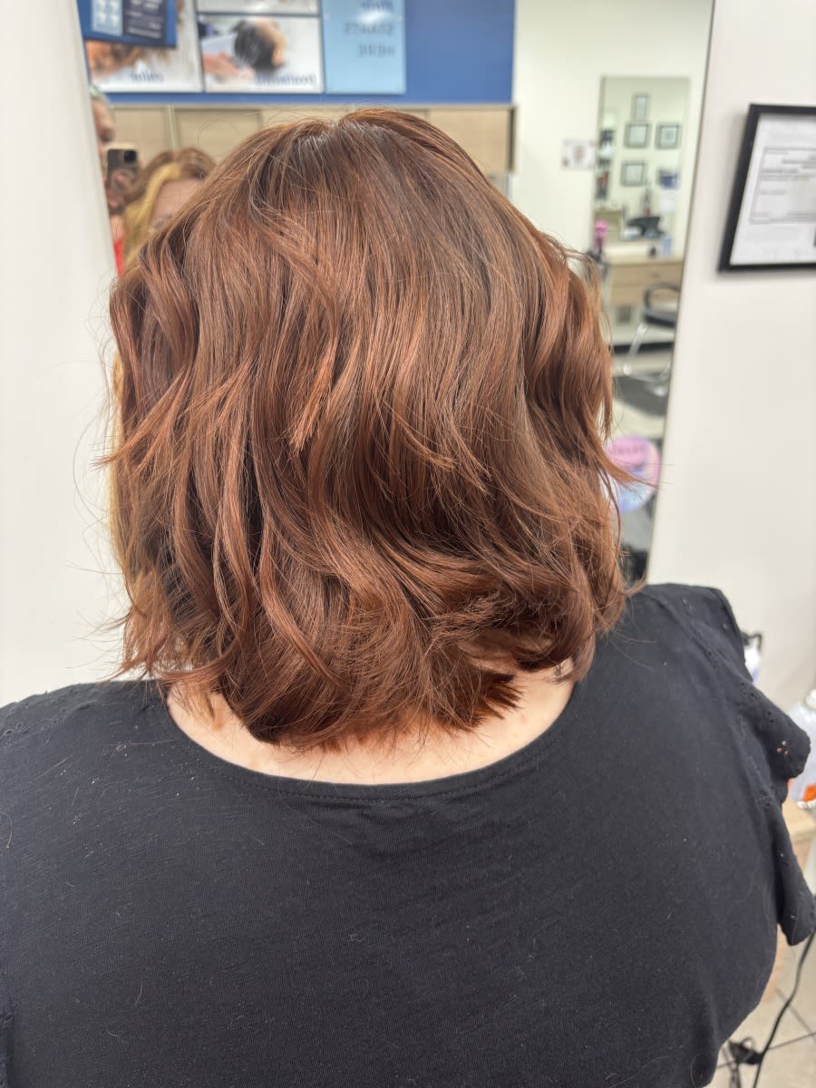 Alyssa M., mobile hairstylist/mobile barber at New Smyrna Beach