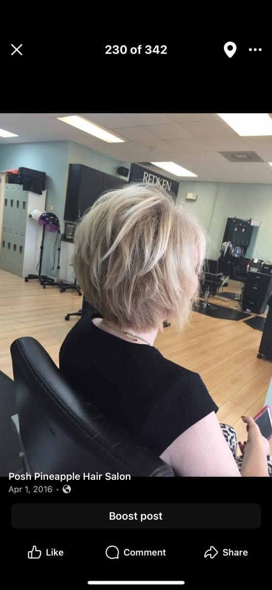 Linda P., mobile hairstylist/mobile barber at White