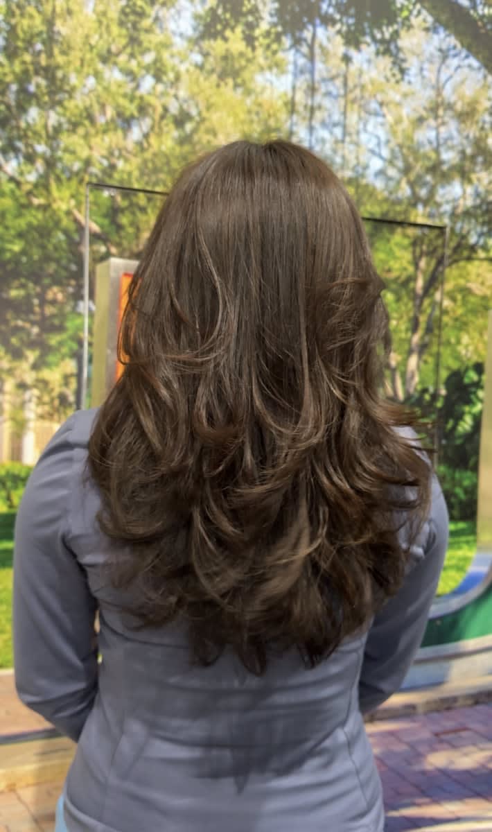 Jennifer T., mobile hairstylist/mobile barber at Miami