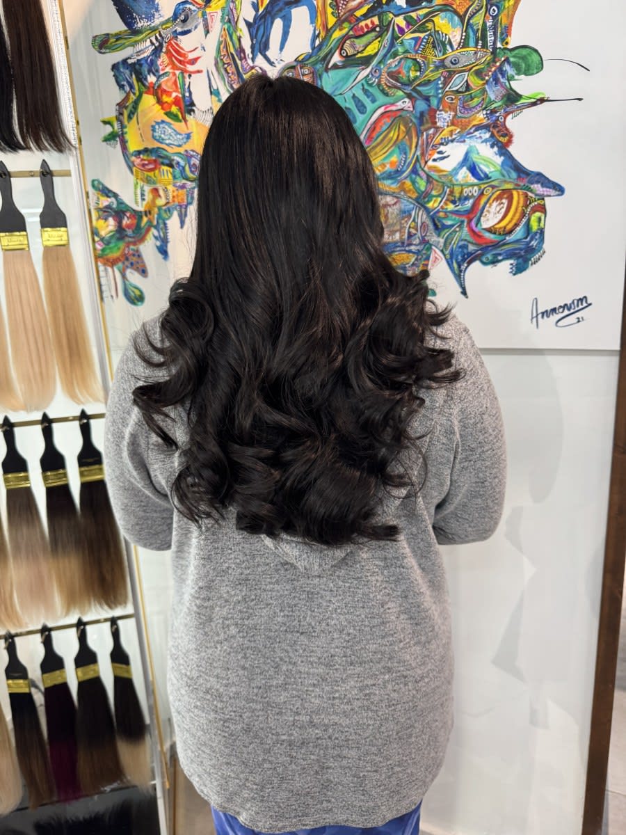 Jennifer T., mobile hairstylist/mobile barber at Miami