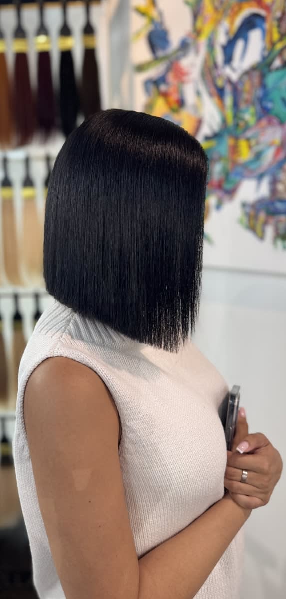 Jennifer T., mobile hairstylist/mobile barber at Miami