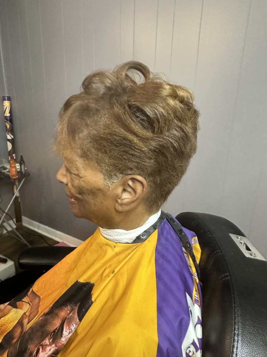 Michael J., mobile hairstylist/mobile barber at Washington