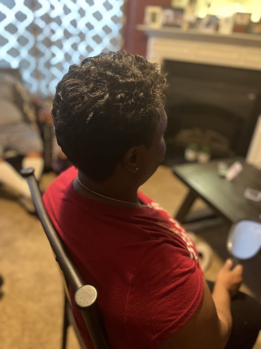 Stanley R., mobile hairstylist/mobile barber at Lithonia