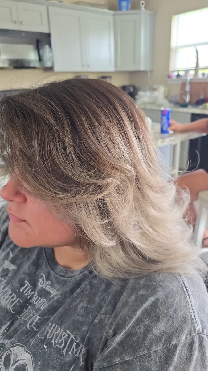 Marlene T., mobile hairstylist/mobile barber at Houston