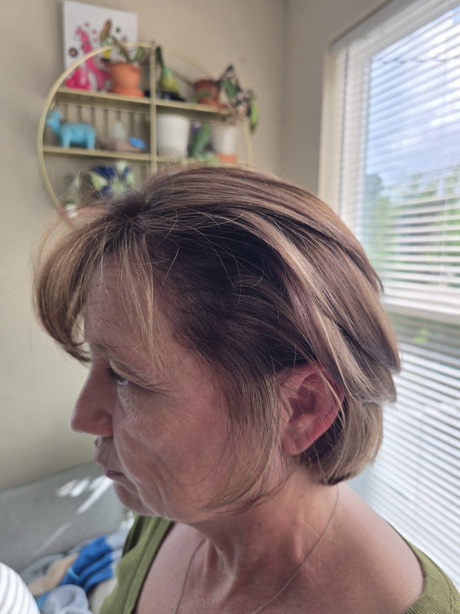 Marlene T., mobile hairstylist/mobile barber at Houston