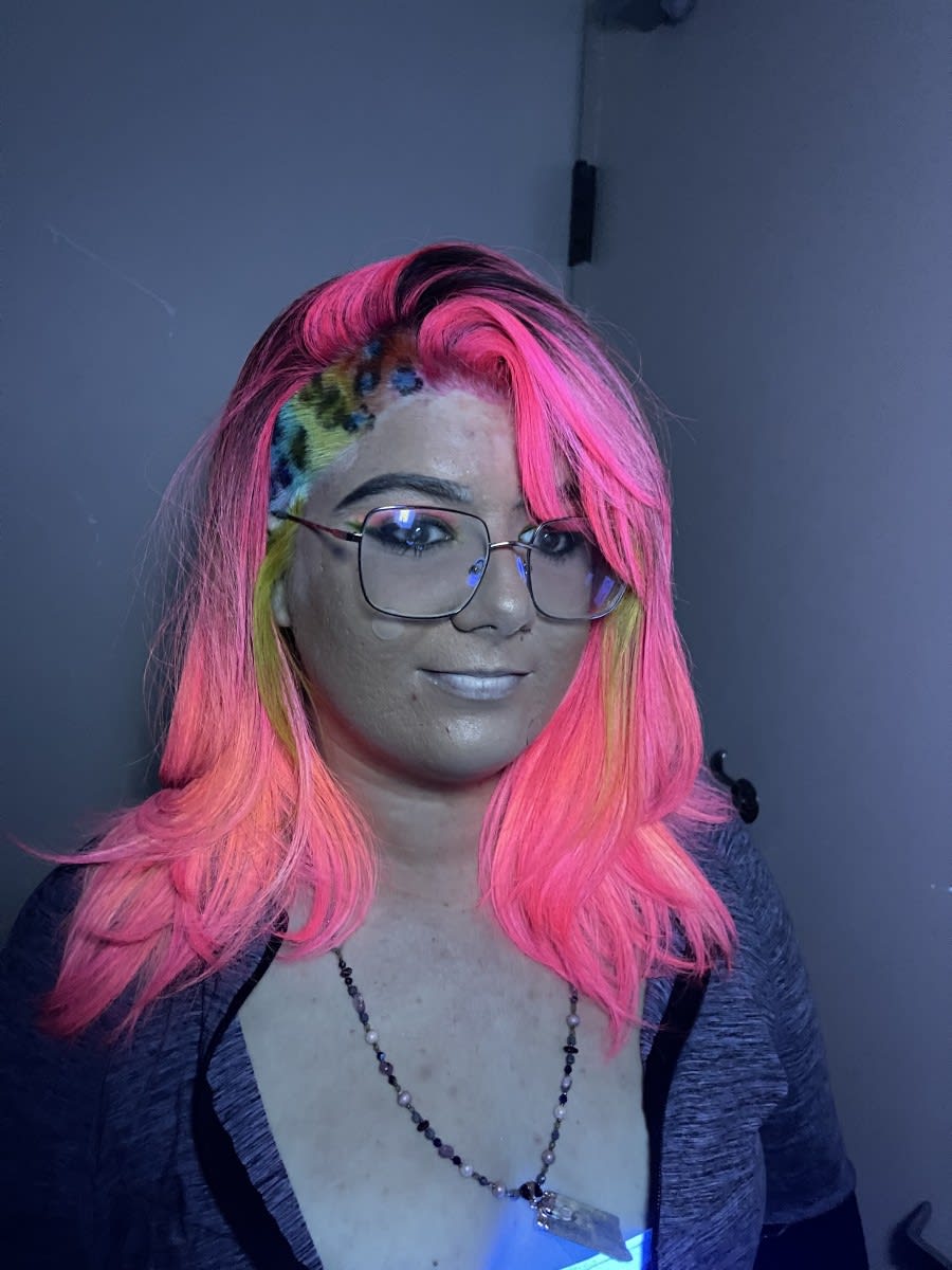 Katie O., mobile hairstylist/mobile barber at Largo