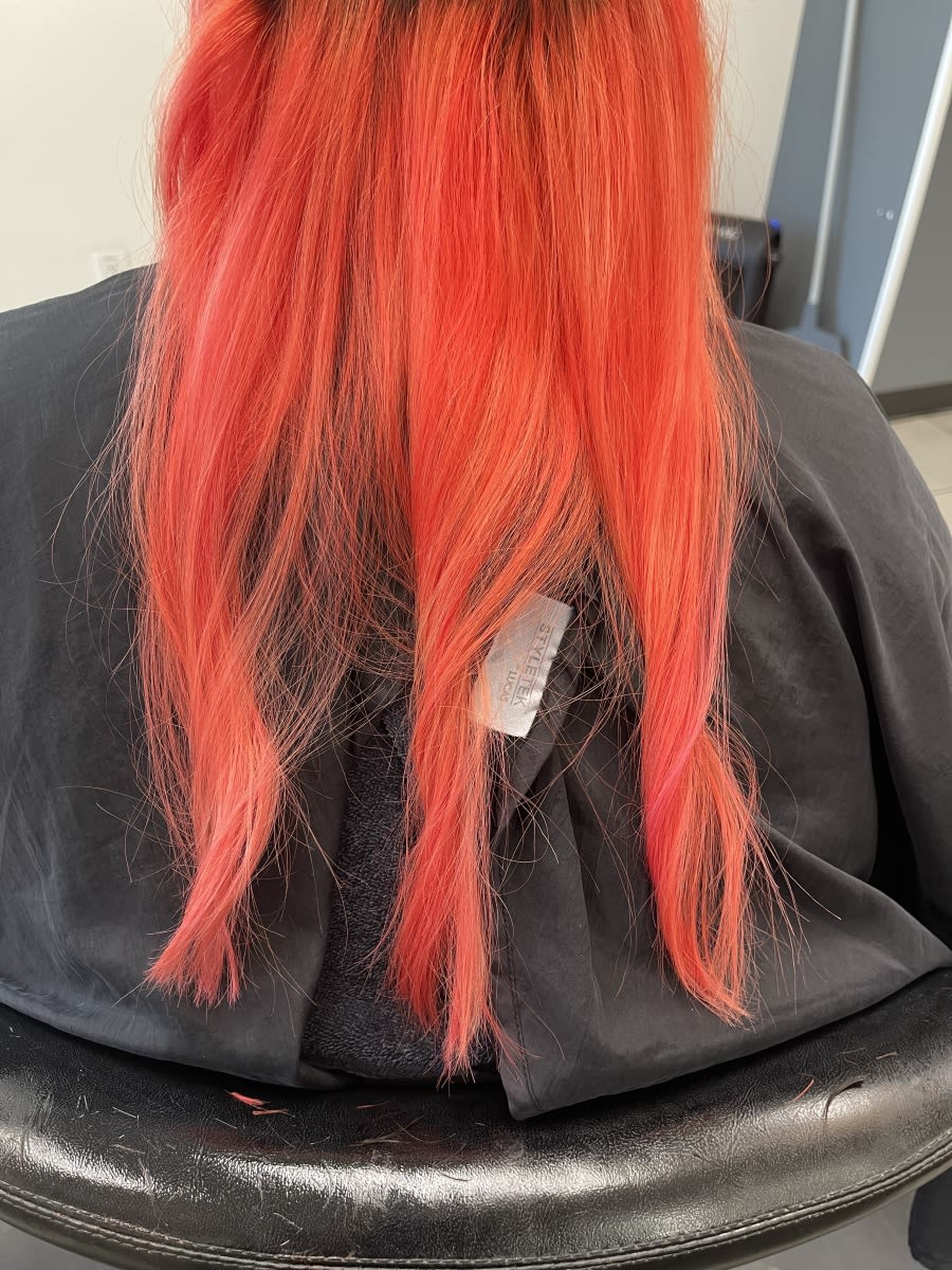 Katie O., mobile hairstylist/mobile barber at Largo
