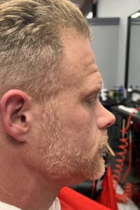 Michael H., mobile hairstylist/mobile barber at Plantation