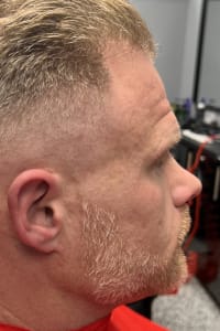 Michael H., mobile hairstylist/mobile barber at Plantation